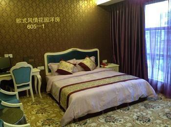 Wenchang Yuntin Fashion Hotel Deyang Bagian luar foto